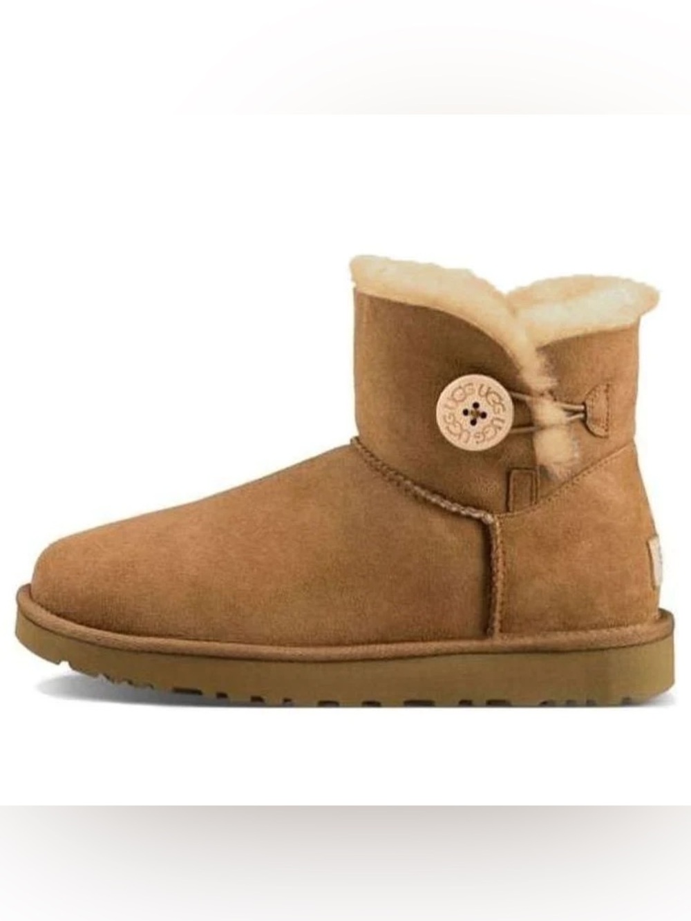 UGG Classic Bailey Button II Short Button Boot in Chestnut